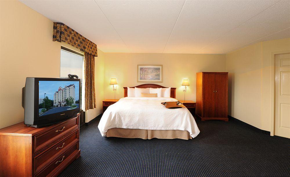 סמירנה Hampton Inn & Suites Atlanta-Galleria מראה חיצוני תמונה