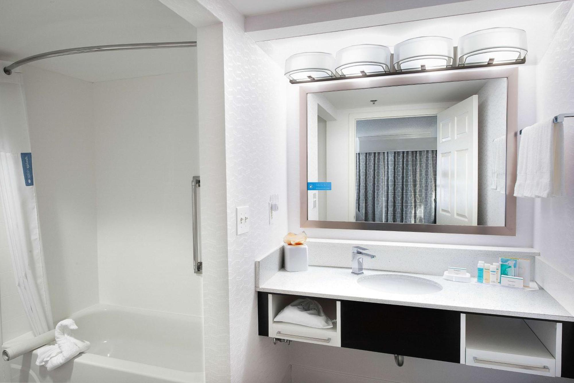 סמירנה Hampton Inn & Suites Atlanta-Galleria מראה חיצוני תמונה